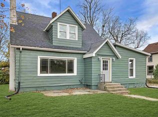 402 S 7th St, Goshen, IN 46526