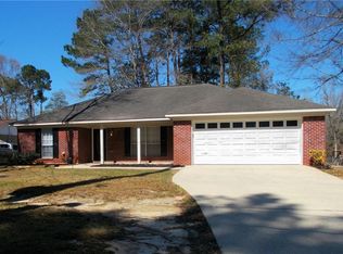829 Brady Rd, Bay Minette, AL 36507