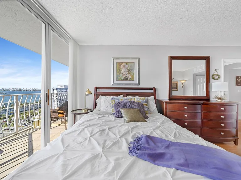 7601 E Treasure Dr #1802 — Photo 19