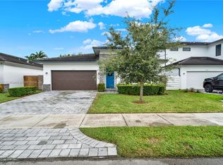 2982 SE 3rd St, Homestead, FL 33033