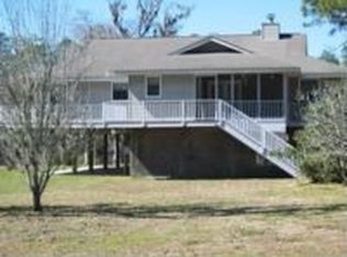 4 Gretchen Ln, Sopchoppy, FL 32358