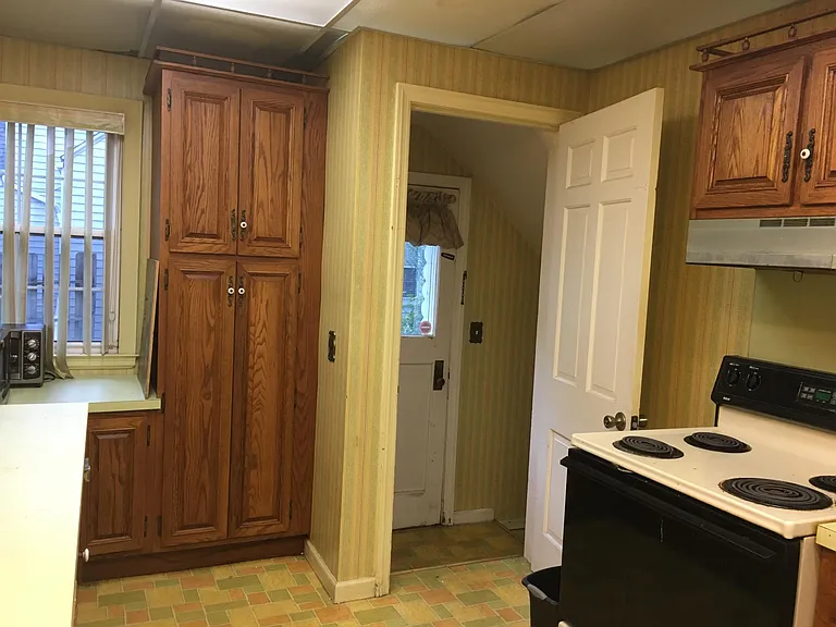 2527 Aldringham Rd — Photo 8
