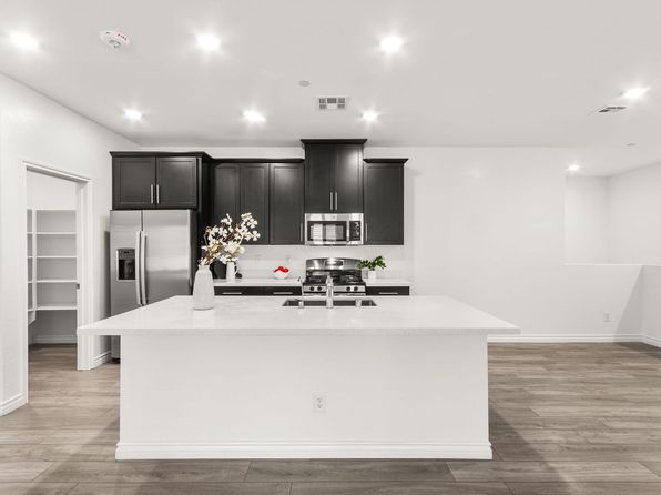 600 N Carriage Hill Dr #2168