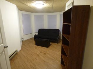 503 W Main St APT 3, Clinton, IL 61727