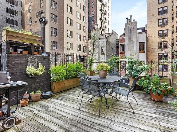 5th image of 258 W 93rd St APT 5