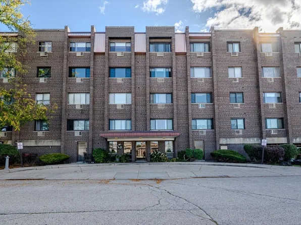 4623 N Chester Ave Unit 110, Chicago, IL 60656