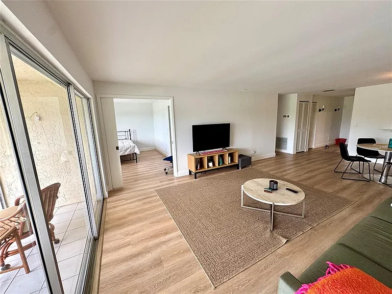 6999 W Country Club Dr N #225 — Photo 9
