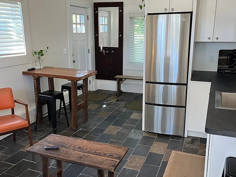 406 Rose St #1 — Photo 3