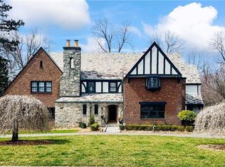 47 Westwood Rd, West Hartford, CT 06117