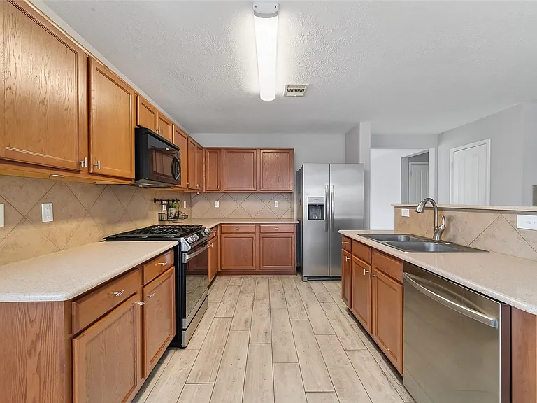 20610 Moonrise River Ln — Photo 21