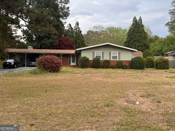 106 Johnston Dr, Thomaston, GA 30286