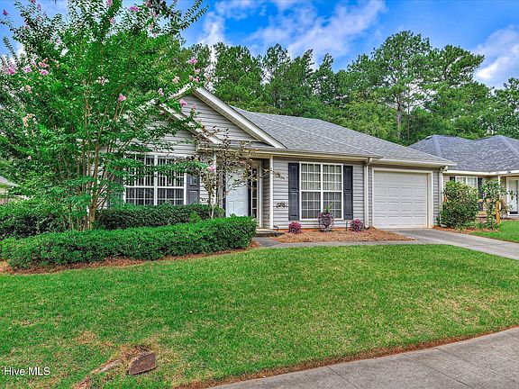 3rd image of 124 Oakland Drive