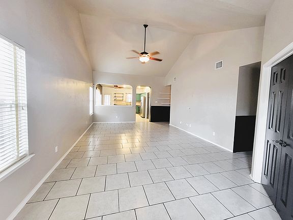 5th image of 5306 Willamette Ln