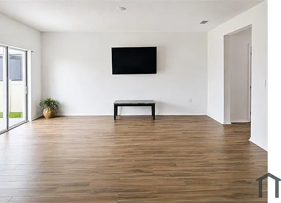 4 bed, 1980 sqft, $3,000 — Photo 3
