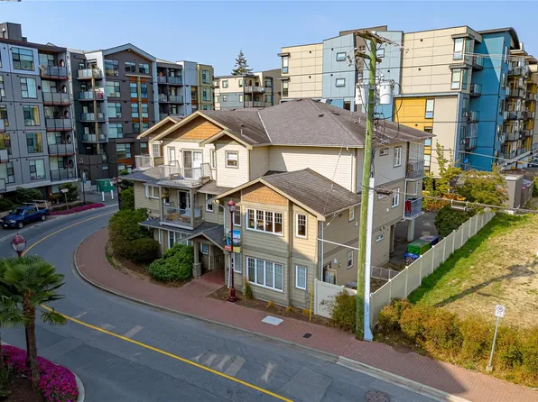 2844 Bryn Maur Rd #203, Langford, BC V9B 3T4