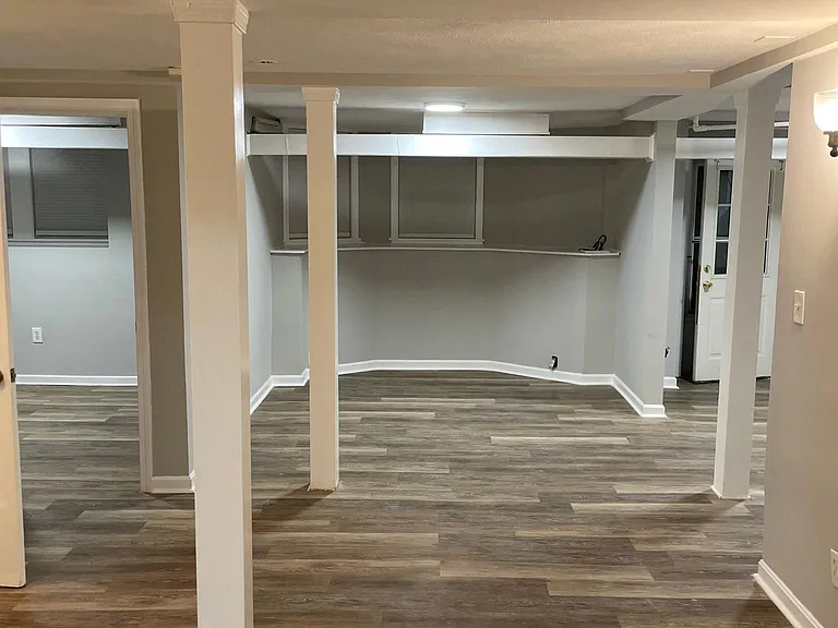 569 Franklin St #7 — Photo 2