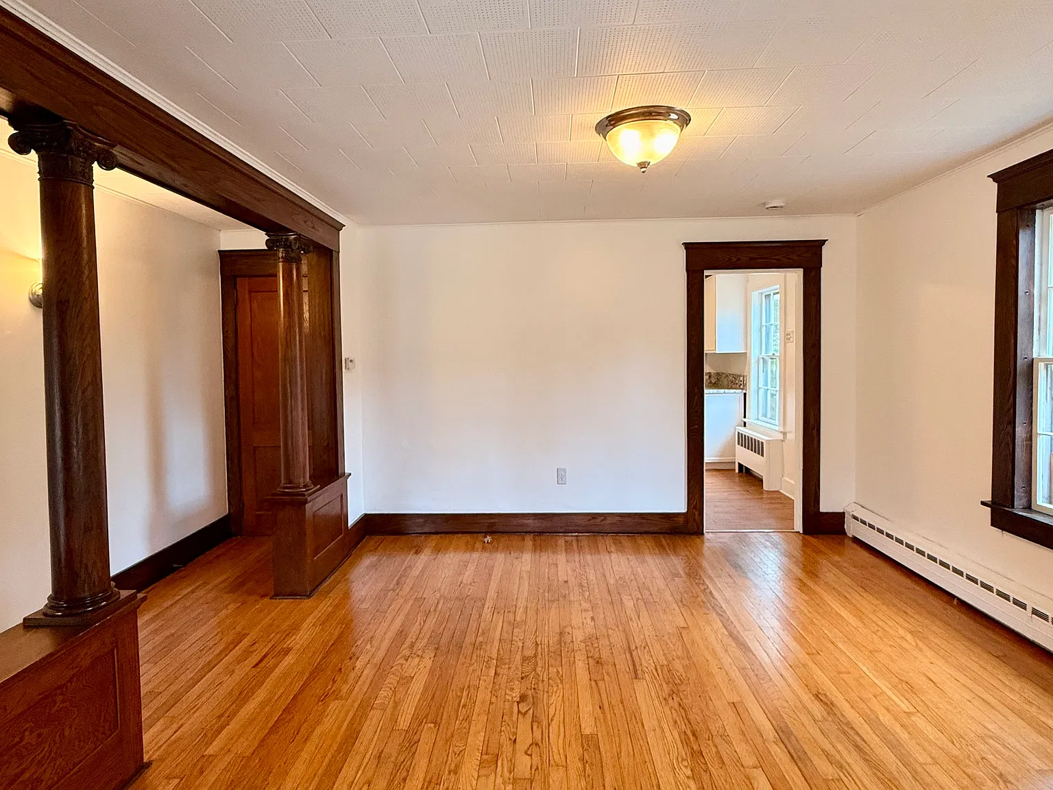 1 bed, 500 sqft, $1,300 — Photo 4