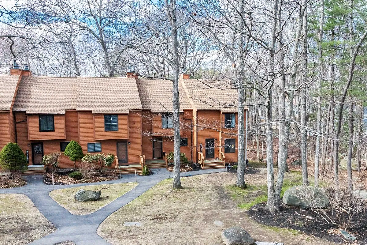 2 bed, 2.0 bath, 1882 sqft, $2,900 — Photo 1