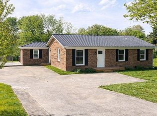 101 Demerson Ln, Frankfort, KY 40601