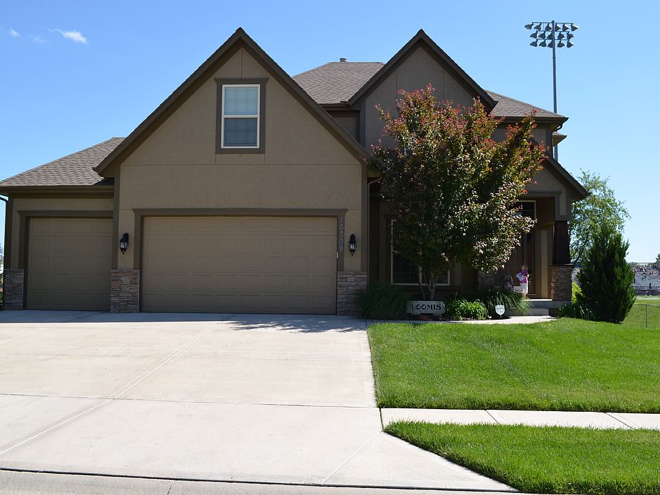 1st image of 10809 Augusta Dr