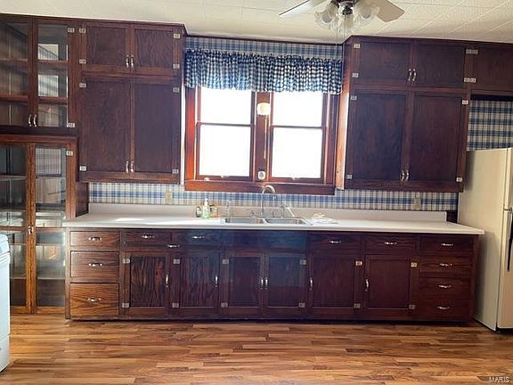 3rd image of 309 Virginia Ave