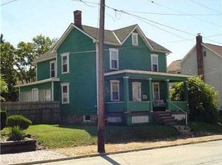 215 W 3rd Ave, Derry, PA 15627