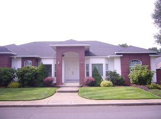 1918 NW Wallace Rd, McMinnville, OR