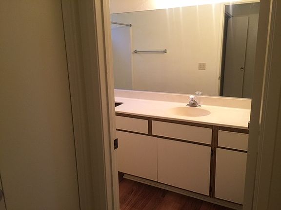 5th image of 2421 Catalina Cir APT 535