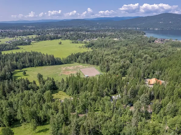 355 Reservoir Rd, Whitefish, MT 59937