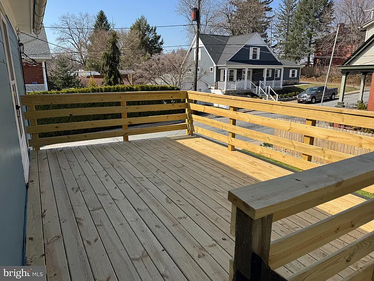 302 E Market St #2 — Photo 7