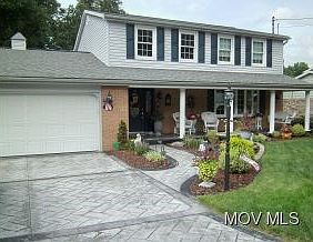 1st image of 1723 Woodland Dr