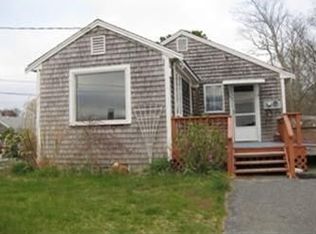 21 Whortleberry Ln, Dennis Port, MA 02639