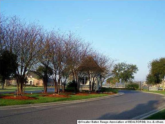 2nd image of 635 Breeze Ct