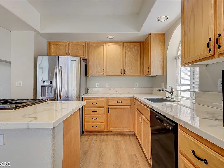 8752 Raindrop Canyon Ave — Photo 13