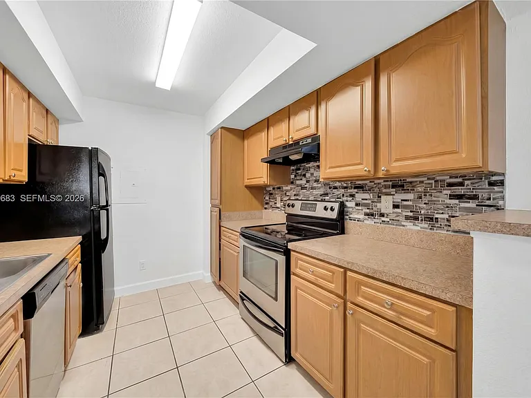 15070 SW 103rd Ln #2201 — Photo 9