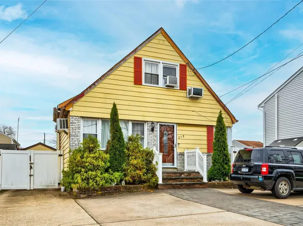 238 Waukena Avenue, Oceanside, NY 11572