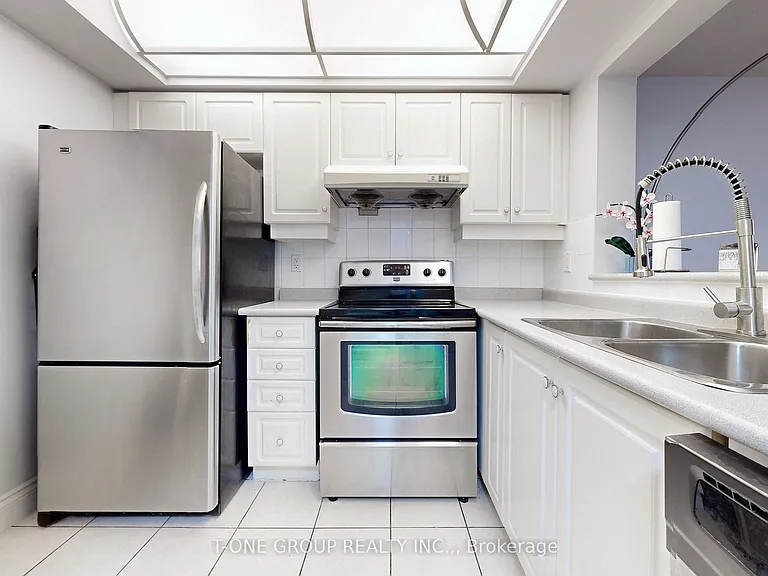 5418 Yonge St #511 — Photo 23