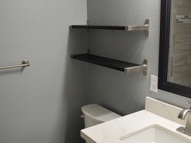 1507 E Palmcroft Dr — Photo 9