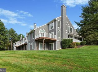 217 E Village Ln, Chadds Ford, PA 19317