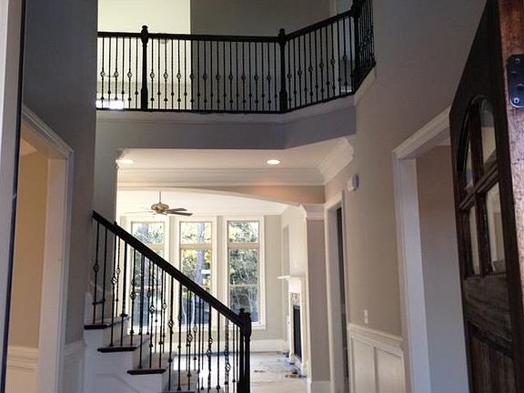 5th image of 320 Pelton Ct