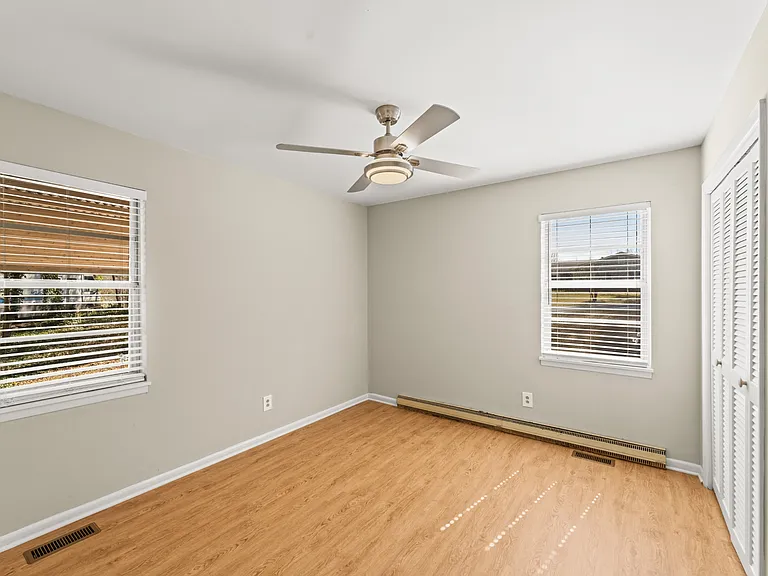 4421 Jacobs Dr — Photo 8