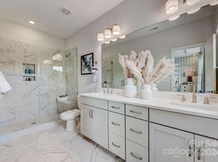 3241 Stelfox St, Charlotte, NC 28262