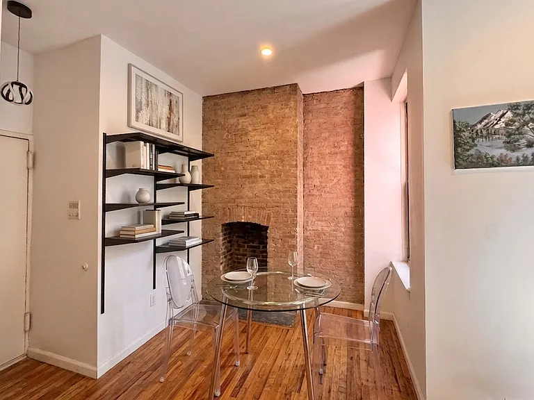731 Saint Nicholas Ave #3B — Photo 2
