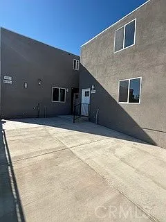3 bed, 980 sqft, $2,900 — Photo 4
