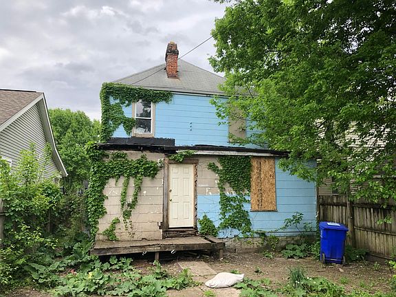 2nd image of 255 Avondale Ave