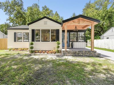910 W Candlewood Ave, Tampa, FL, 33603