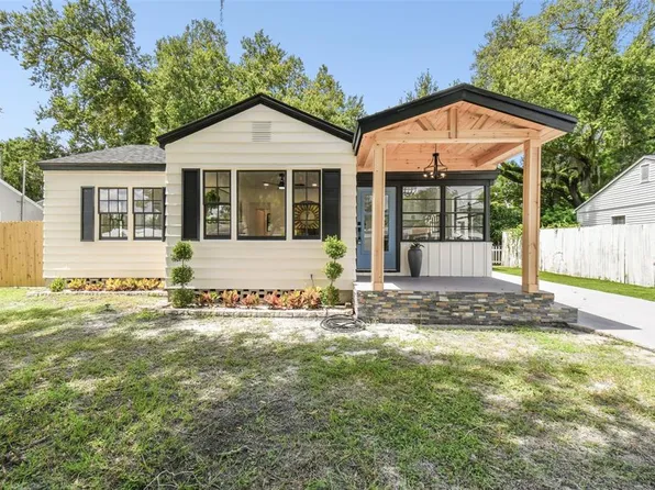 910 W CANDLEWOOD AVENUE, TAMPA, FL 33603