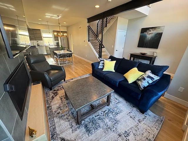 3618 W Conejos Pl — Photo 3