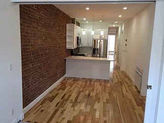 Rented by Elite Team Realty LLC