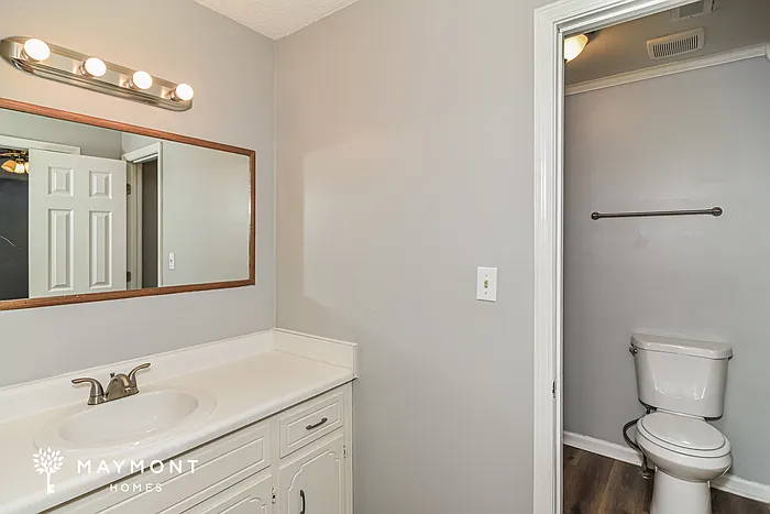 1237 Cobblestone Ln — Photo 12